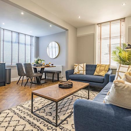 Luxury 2 Bed Apartment, Sea View, Near The Beach. Rhôs-on-Sea Eksteriør billede